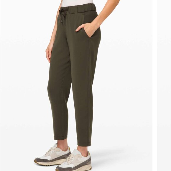 Lululemon On the Fly 7/8 Pant *Woven Dark Olive Size 14 - Picture 1 of 12